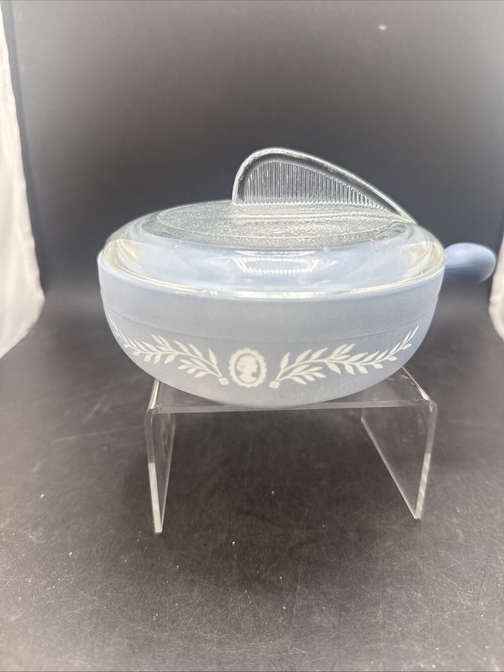 Vintage Jeannette Glasbake Cameo Blue J-2057-1 Covered Casserole Stick Handle